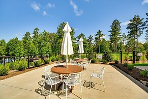 Gated Community w/ Perks: North Carolina Hideaway