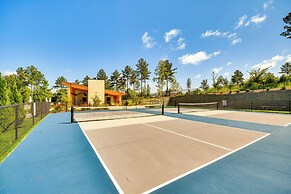 Gated Community w/ Perks: North Carolina Hideaway