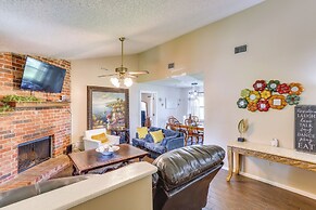 6 Mi to Ellen Trout Zoo: Family Home w/ Yard!
