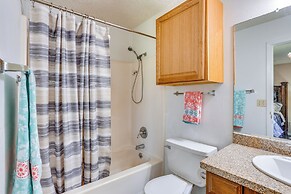 6 Mi to Ellen Trout Zoo: Family Home w/ Yard!