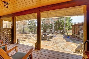 Dock, Canoe & Patio: Lakeside Cottage in Alabama