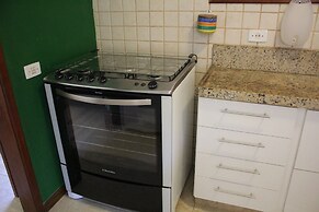 Bz10 Casa 4 suítes em condomínio clube
