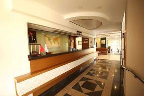 Alptekin Otel