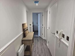 1Br Sheffield Stay - Private, Secure, Free Parking