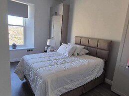 1Br Sheffield Stay - Private, Secure, Free Parking