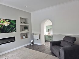 1Br Sheffield Stay - Private, Secure, Free Parking