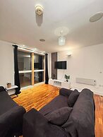 2 Bedrooms - Sleeps 4 - Parking - Petok