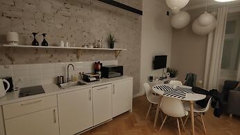 Cracow Fancy Brick 2