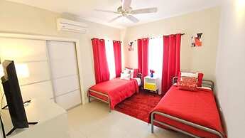 Sunny-shore Hideaway