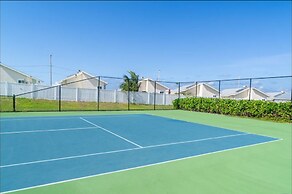 Sunny-shore Hideaway