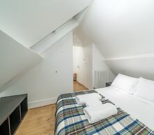 Quirky Unique 2BR Central Location