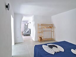 Lefkes Blissful Home