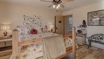 The Inn at Beulah Farm - The Garden