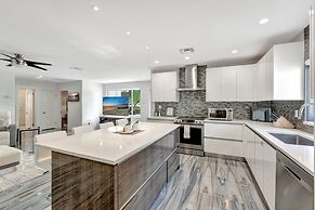 Daddy House-victoria Park With Pool