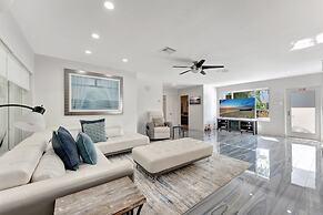 Daddy House-victoria Park With Pool