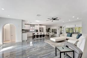 Daddy House-victoria Park With Pool