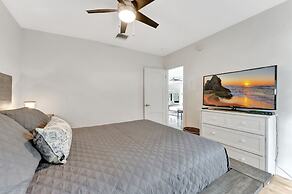 Daddy House-victoria Park With Pool