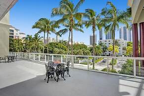 Le Petit Italie Water View 2 2 With Pool