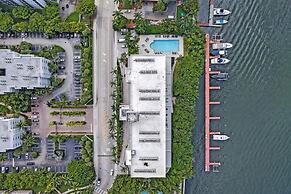 Le Petit Italie Water View 2 2 With Pool