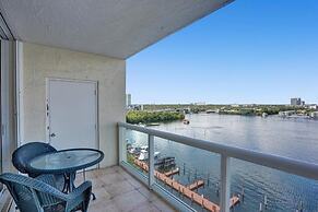 Le Petit Italie Water View 2 2 With Pool