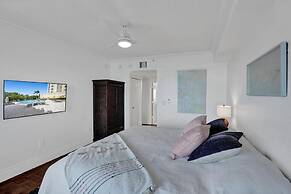 Le Petit Italie Water View 2 2 With Pool