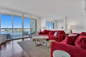 Le Petit Italie Water View 2 2 With Pool