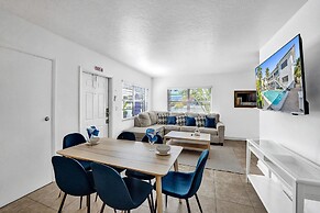 Lovely 1- Bedroom Rental Unit With Pool