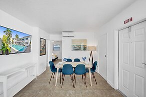 Lovely 1- Bedroom Rental Unit With Pool