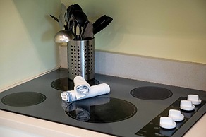 Casa Del Mar Beach Apartment Suite 1