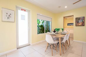 Casa Del Mar Beach Apartment Suite 1