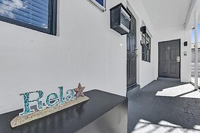 Waves on Desoto Studio With Pool 3