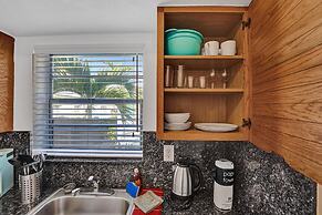 Waves on Desoto Deluxe Studio 4