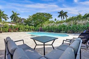 New Pool House 3-bedroom Home Victoria Park