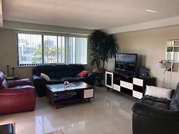 Golden Isles Suite 315