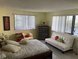 Golden Isles Suite 315