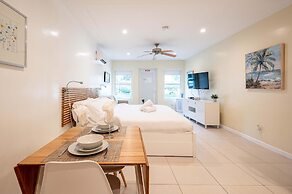 Casa Del Mar Beach Studio 3