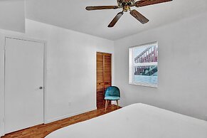 Marine Villas 4 in Hollywood