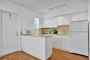 Marine Villas 4 in Hollywood