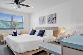 Marine Villas 7 in Hollywood