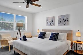 Marine Villas 7 in Hollywood