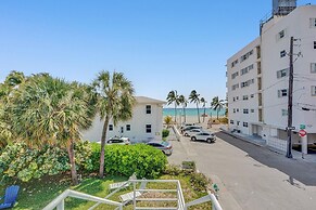 Marine Villas 5 in Hollywood