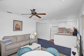 Marine Villas 5 in Hollywood