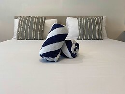 Marine Villas 3 in Hollywood