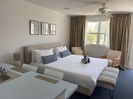 Marine Villas 6 in Hollywood