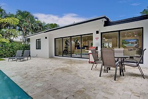 Hibiscus House in Fort Lauderdale