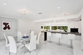 Hibiscus House in Fort Lauderdale