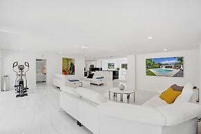 Hibiscus House in Fort Lauderdale