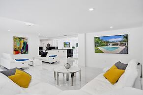 Hibiscus House in Fort Lauderdale