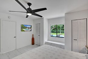 Hibiscus House in Fort Lauderdale