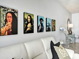 Tides N-11g in Hollywood